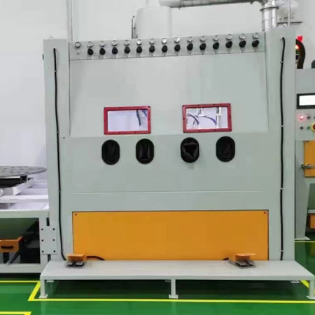 厦门高效生产，从箱体手动喷砂机开始，提升零部件质量